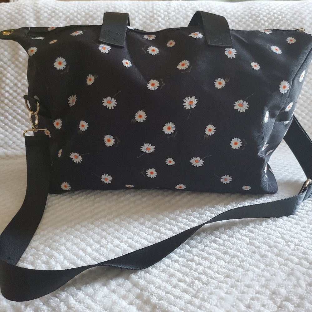 ALICE + OLIVIA Duffel Bag Black /White.